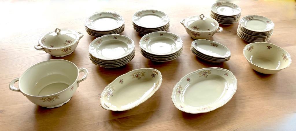 Klassiek Kahla Servies - 51 delen, Huis en Inrichting, Ophalen, Gebruikt, Bord(en), Overige stijlen