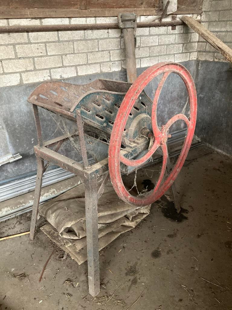 Antieke  Bietensnijder  - Rapide Meeschauwer, Ophalen