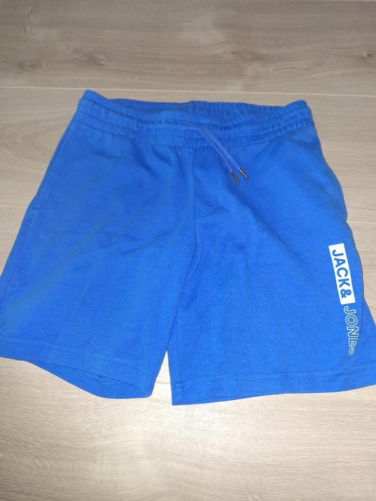 Jack &Jones blauw korte broek maat s, Kleding | Heren, Broeken en Pantalons, Ophalen of Verzenden, Maat 46 (S) of kleiner, Blauw