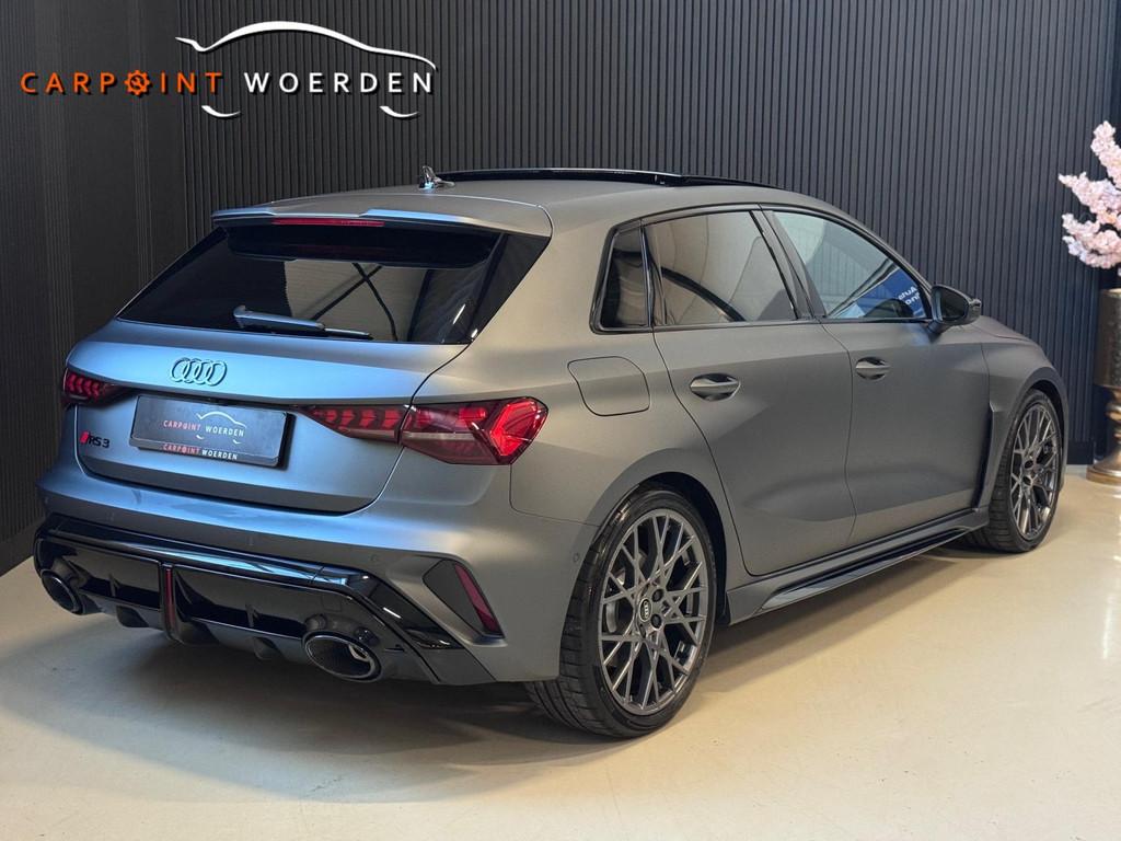 Audi RS3 2.5 TFSI RS 3 quattro | SCHAALSTOELEN | ALCANTARA |, Auto's, Automaat, Gebruikt, Zwart, RS3