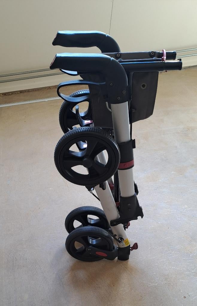 Compact Lichtgewicht Rollator Wheelzahead dubbel opklapbaar, Diversen, Rollators, Ophalen, Opvouwbaar, Nieuw