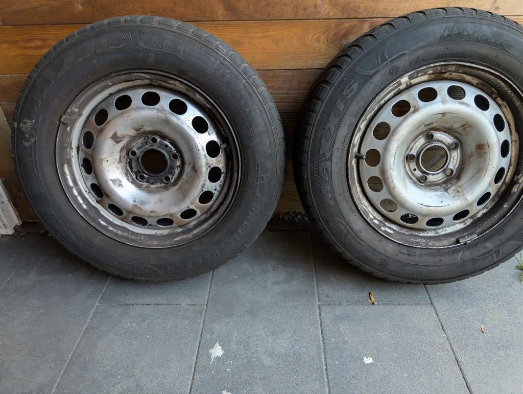 2 Winterbanden met velg - Peugeot Expert (weinig profiel), Banden en Velgen, Bestelwagen, Gebruikt, Winterbanden