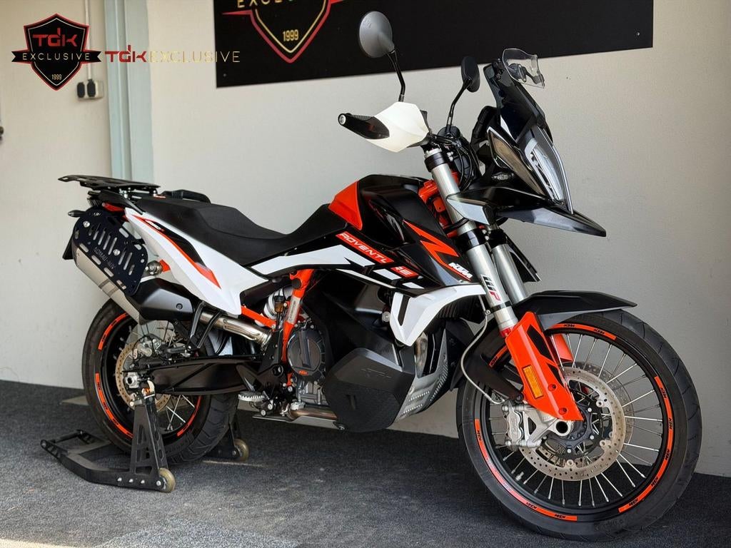 KTM 890 ADVENTURE R RALLY TECH PACK NIEUWSTAAT! (790 DUKE), Motoren, Motoren | KTM, 2 cilinders, Motorrijbewijs A, Meer dan 35 kW