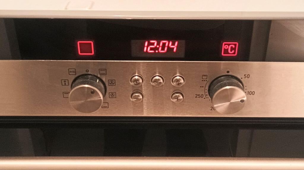 Siemens inbouw heteluchtoven E-nr: HB330550/01 Type: HTHB33, 45 tot 60 cm, Gebruikt, Verzenden, Oven met grill