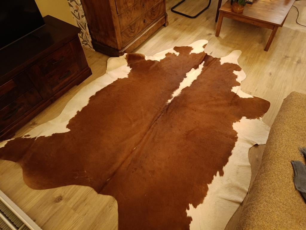 Ikea Koeienhuid Kleed / Tapijt, Huis en Inrichting, Stoffering | Tapijten en Kleden, Ophalen, Gebruikt, 150 tot 200 cm, 200 cm of meer