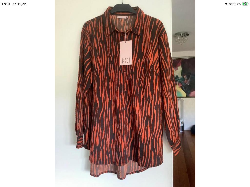 Prachtige nieuw blouse merk Koi , maat L 42/44 , €70 nu €30, Kleding | Dames, Verzenden, Nieuw, Maat 42/44 (L), Overige kleuren