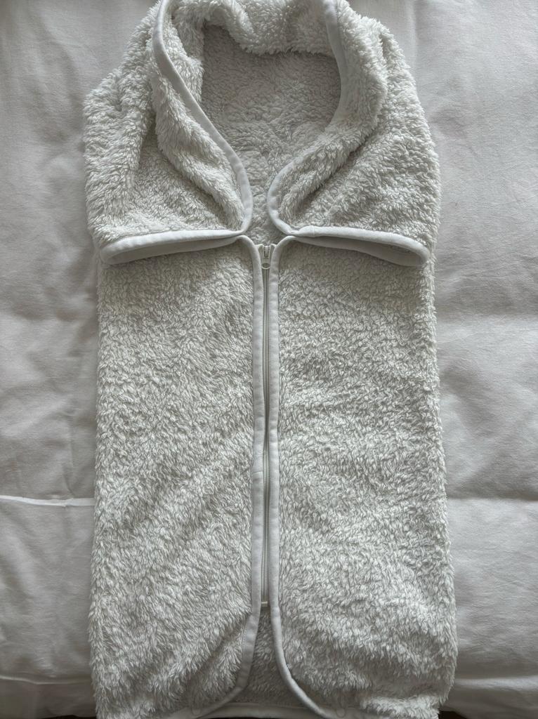 Melby voetenzak van zachte peluche - nooit gebruikt, Ophalen of Verzenden, Zo goed als nieuw, 70 tot 85 cm, Overige typen