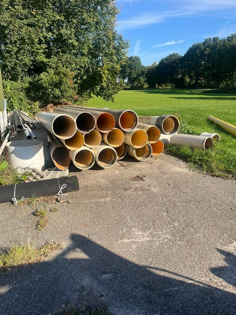 Pvc 400 sn8 kwaliteit buizen, Doe-het-zelf en Verbouw, Buizen en Afvoer, Pvc, Ophalen of Verzenden, Zo goed als nieuw, Rechte buis