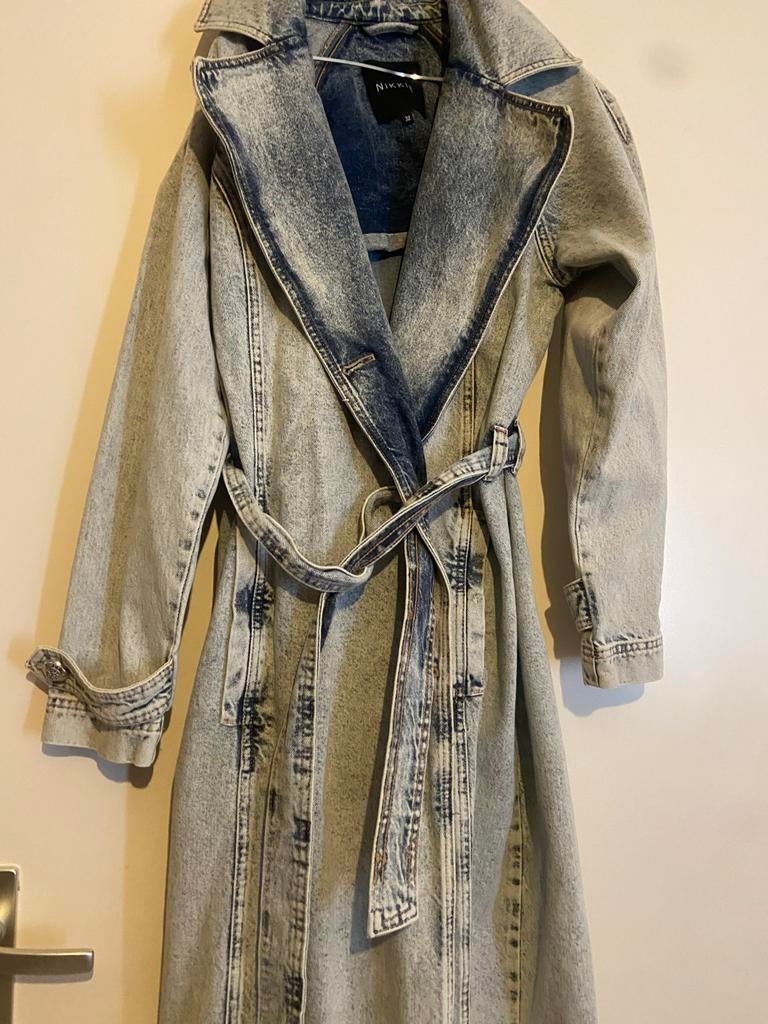 Nikkie Spijker Trenchcoat - Stijlvol!, Ophalen, Blauw, Zo goed als nieuw, Jasje