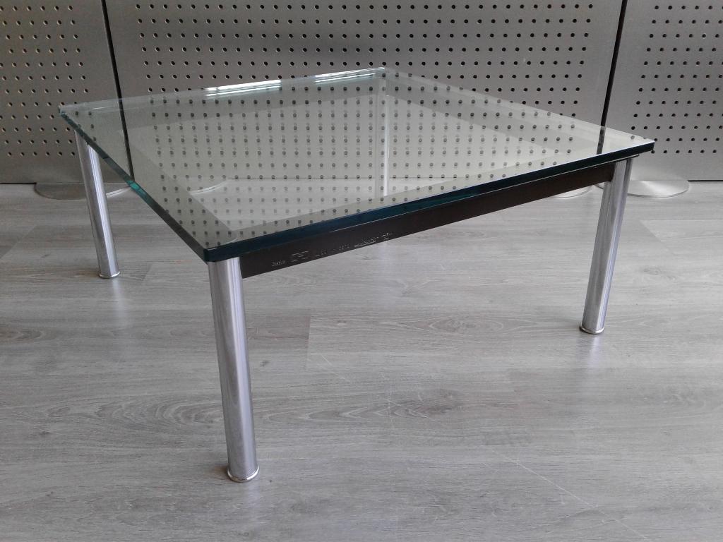 Cassina Lc10-P Le Corbusier (Bruin), Zeer Mooi!, Ophalen, 50 tot 100 cm, https://www.cassina.com/nl/en.html, Cassina