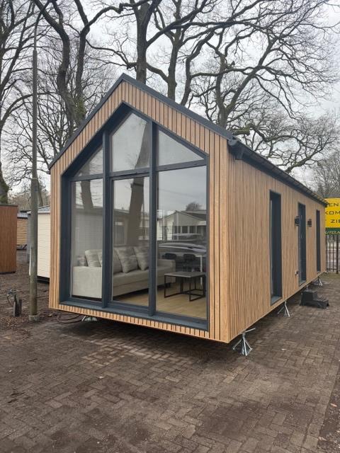 Chalet te koop : Evolution Zen 980x380, Caravans en Kamperen, Tot en met 4