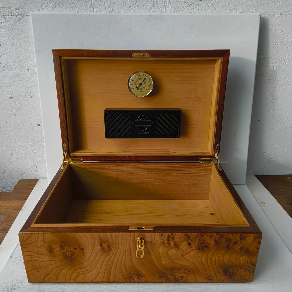 Vintage Agresti made in Italy Sigaren Humidor, Verzamelen, Rookartikelen, Aanstekers en Luciferdoosjes, Ophalen of Verzenden