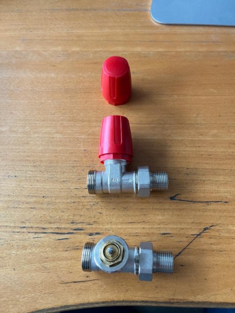 !!AANBIEDING!!  Radiatorthermostaatkraan 1/2" recht., Doe-het-zelf en Verbouw, Verwarming en Radiatoren, Minder dan 30 cm, Nieuw