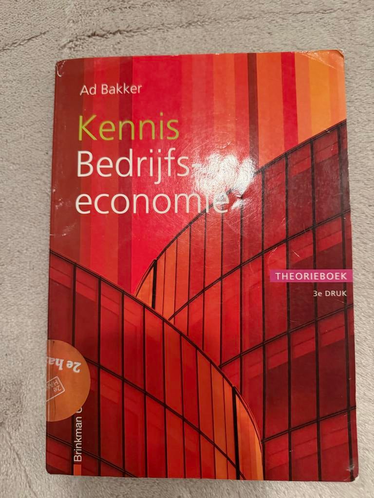 Kennis en Bedrijfseconomie - Ad Bakker, Ophalen of Verzenden, Gelezen, Economie en Marketing