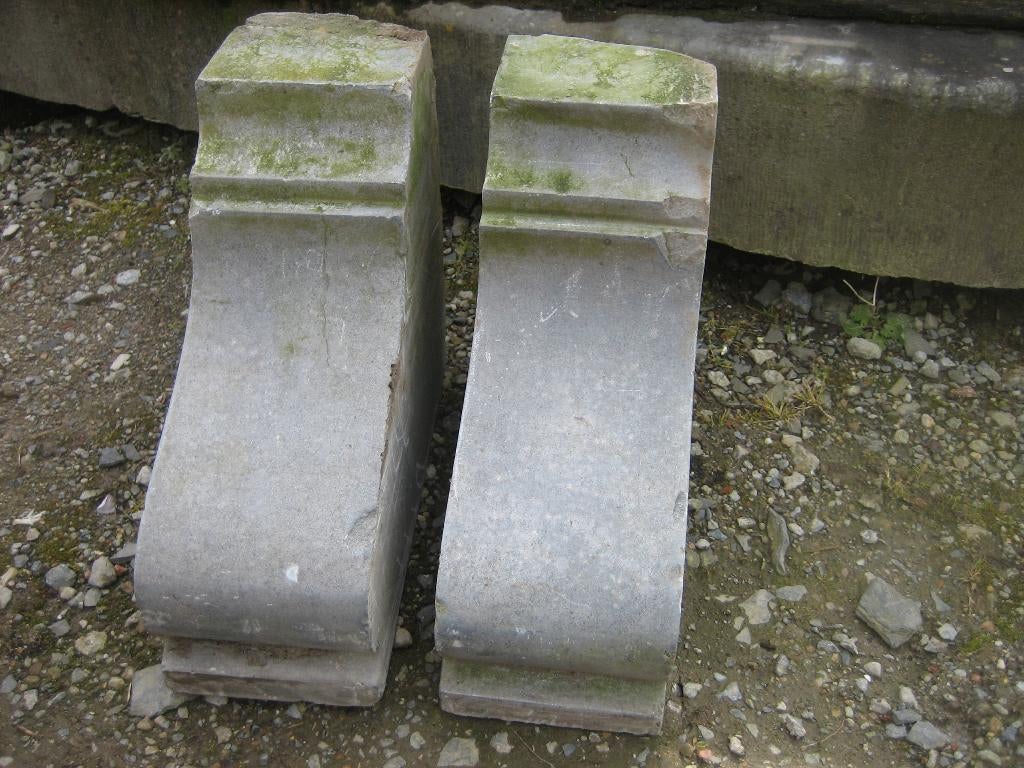 twee oude arduinen consoles, Antiek en Kunst, Curiosa en Brocante, Ophalen