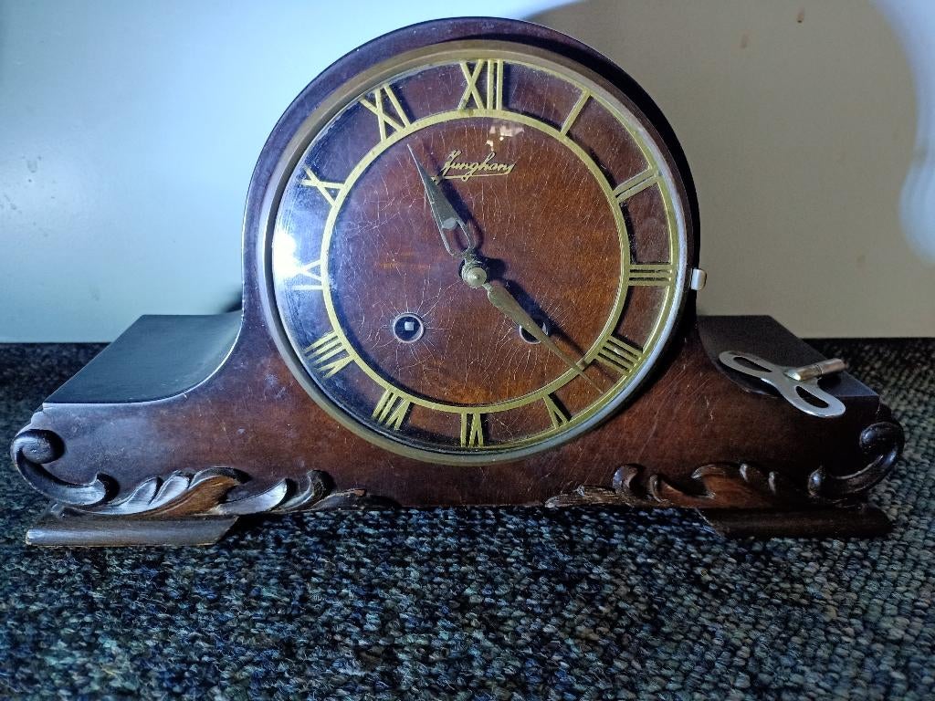 Junghans Pendule Klok 30 cm x 9 cm en 17 cm hoog, Ophalen