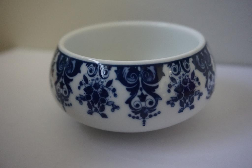 KLM artikelen borden schalen en cups 18 stuks Marcel Wanders, Nieuw, Ophalen of Verzenden, Bord(en), Overige stijlen