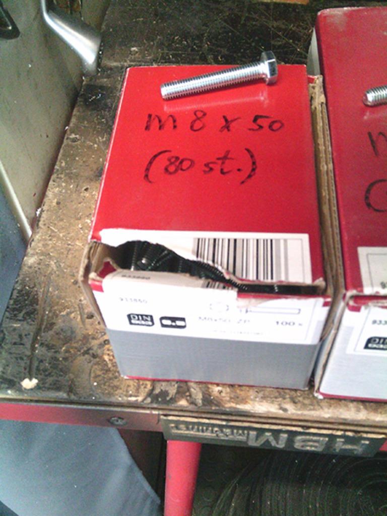 dozen nwe Tapbouten M6, M8, M10, zeskantmoeren M10, M12 e.a., Ophalen of Verzenden, Nieuw, 50 tot 100 mm, Bouten of Moeren