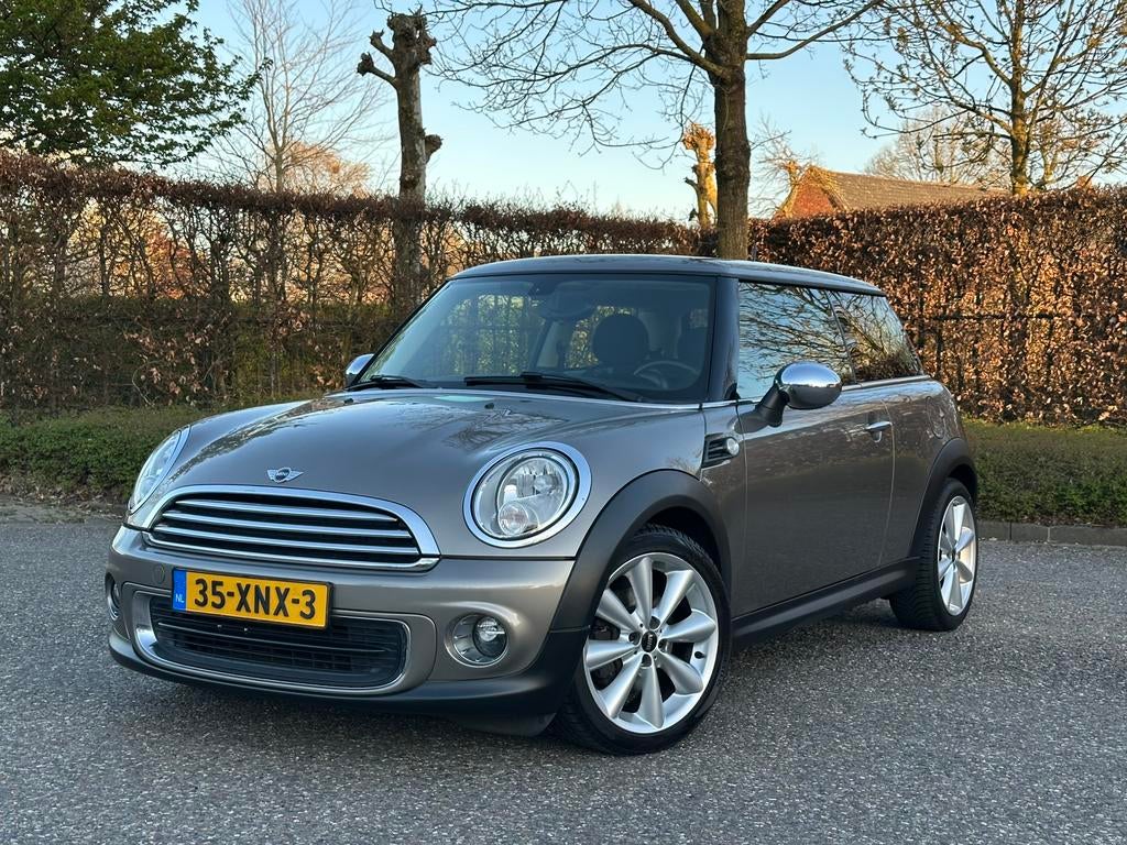 Mini 1.6 ONE 2012 | NAP | Dealer onderhoud | Nieuwe ketting, Voorwielaandrijving, Start-stop-systeem, Stof, Zwart