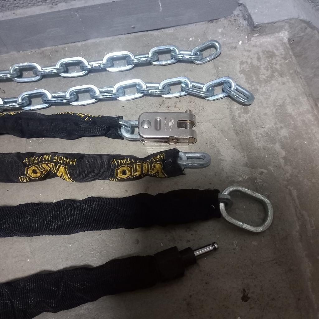 3 Kettingen, Ophalen