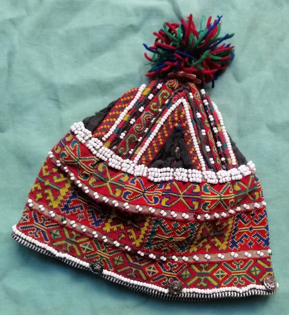 Kinder hoedje Afghanistan Nuristan, Ophalen of Verzenden