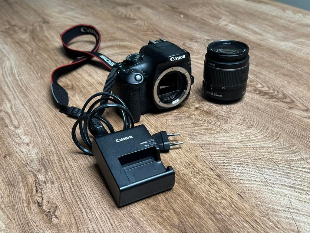 Canon EOS 1200d + 18-55 mm lens, Ophalen, Gebruikt, Spiegelreflex, Canon