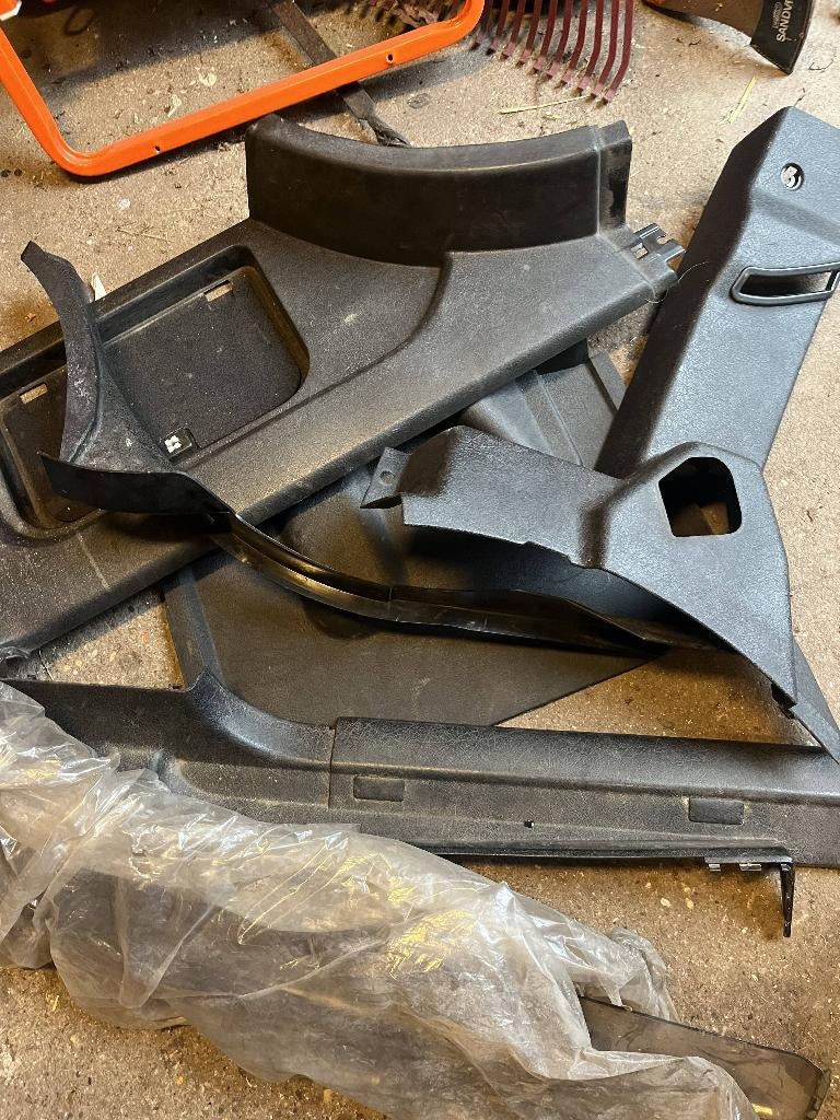 Partij interieurdelen volvo 740/940 + zijwindschermen, Ophalen, Gebruikt, Volvo