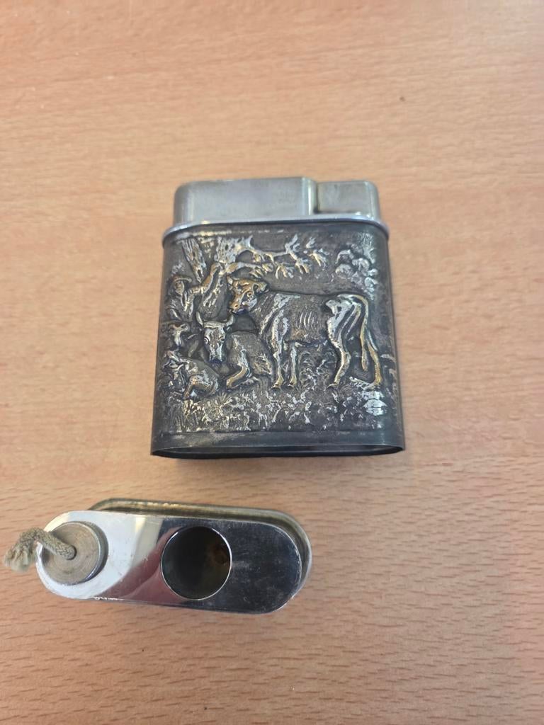 Vintage Nederlandse tafelaansteker met koeienreliëf, Ophalen of Verzenden