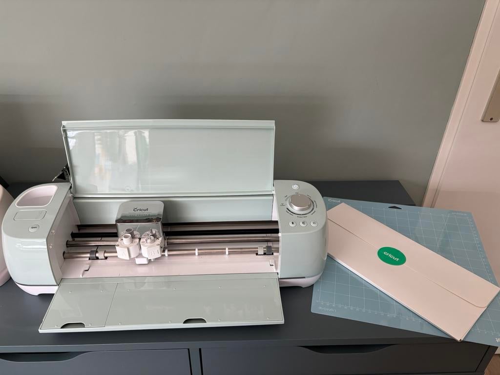 Cricut explorer air 2, Ophalen of Verzenden, Zo goed als nieuw, Gereedschap of Toebehoren