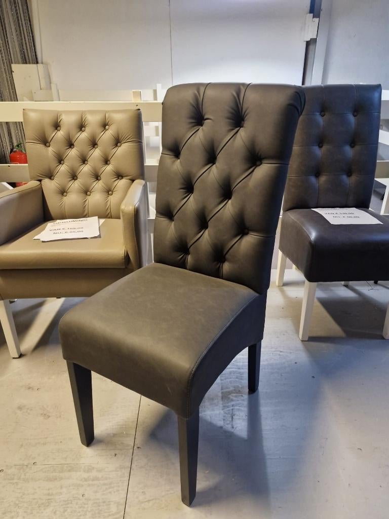 OPRUIMING 1 Landelijke Eetkamerstoel Bellagio €169 NU €50 (1, Overige kleuren, Nieuw, Ophalen of Verzenden, Landelijke eetkamerstoel Bellagio Capiton