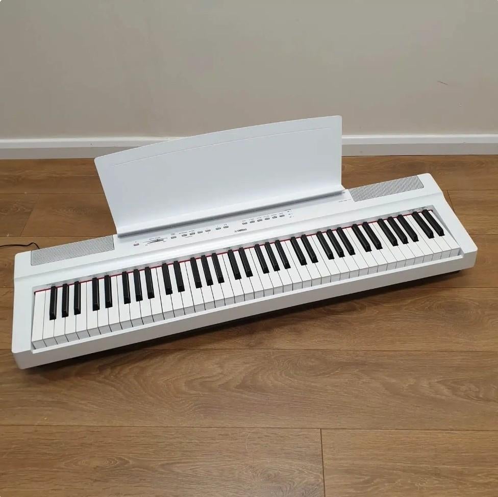 Yamaha p121B digitale piano keyboard P125, Ophalen of Verzenden, Zo goed als nieuw