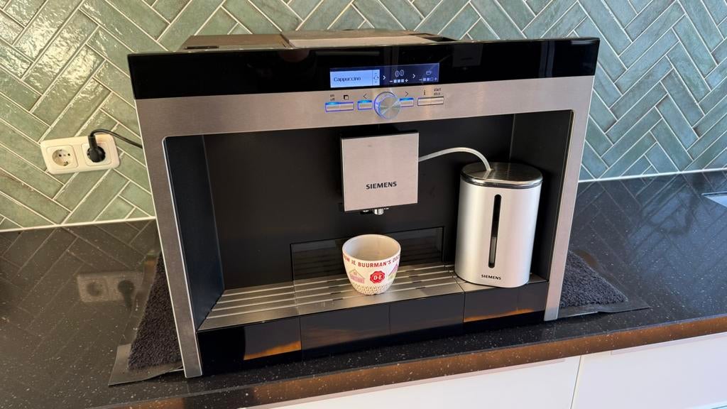 Siemens Inbouw Koffiemachine, Witgoed en Apparatuur, 10 kopjes of meer, Ophalen of Verzenden, Zo goed als nieuw, Koffiemachine