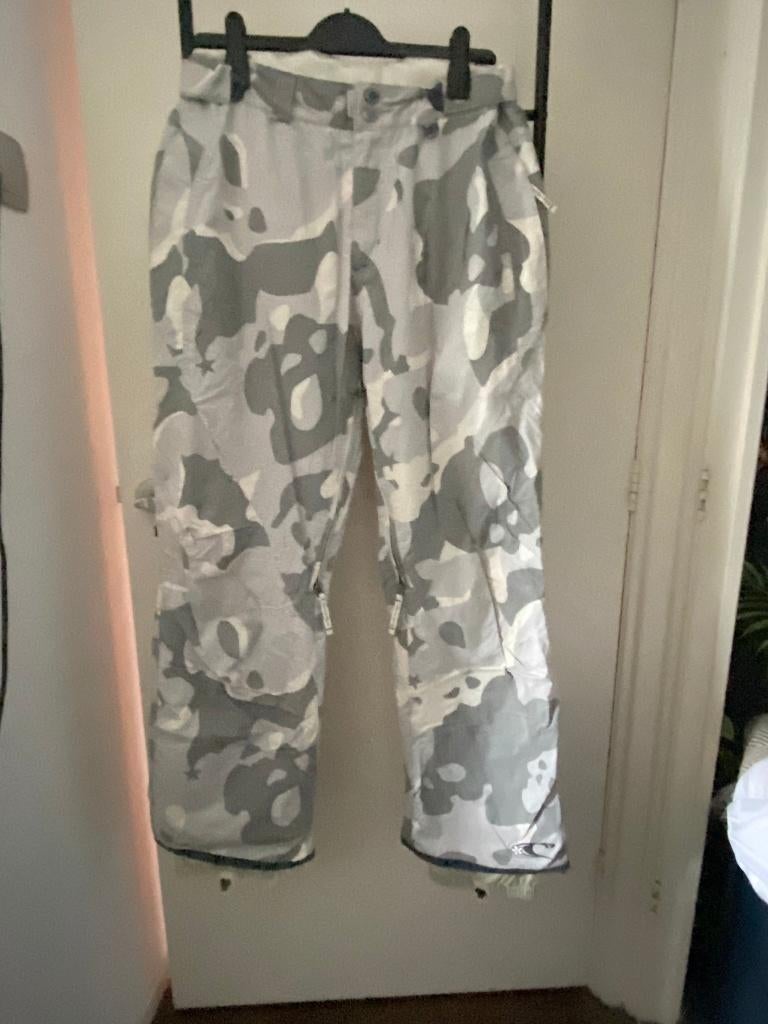 Snowboard broek - ONEILL - women's - grey camo mt 42, Kleding | Dames, Wintersportkleding, Broek, Maat 42/44 (L), Ophalen of Verzenden