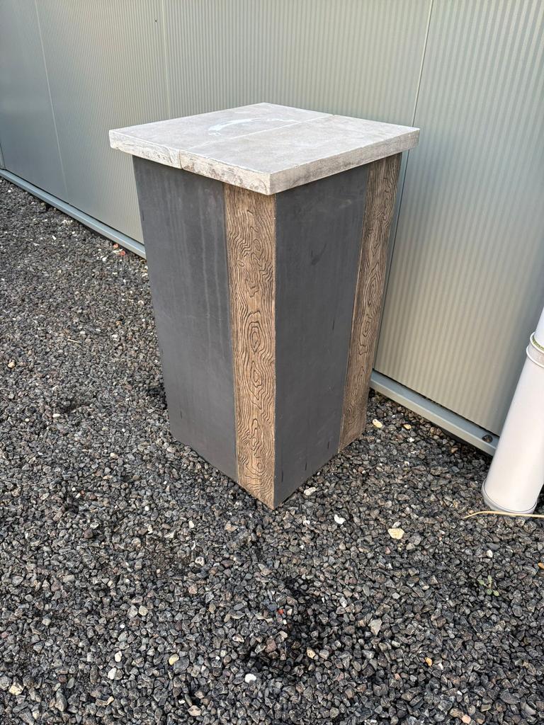 Plantenbak / zuil, Ophalen, Zo goed als nieuw