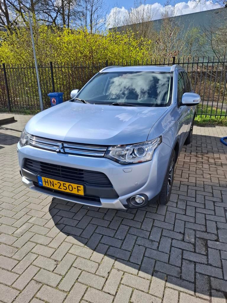 Mitsubishi Outlander 2.0 Phev 4WD CVT 5P 2015 Blauw, 1998 cc, Outlander, Zwart, Blauw