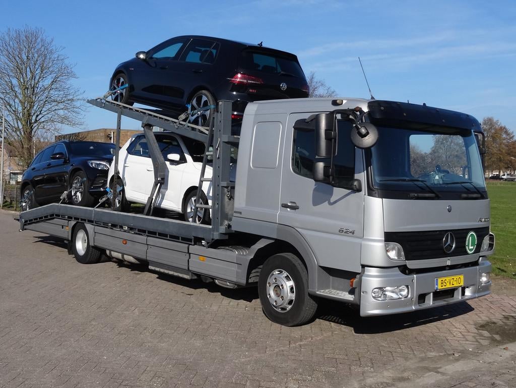 Mercedes-Benz 824L ATEGO Oprijwagen 2/3 Auto's, Luchtvering, Auto's, Vrachtwagens, Stof, Zwart, Metallic lak, Bedrijf