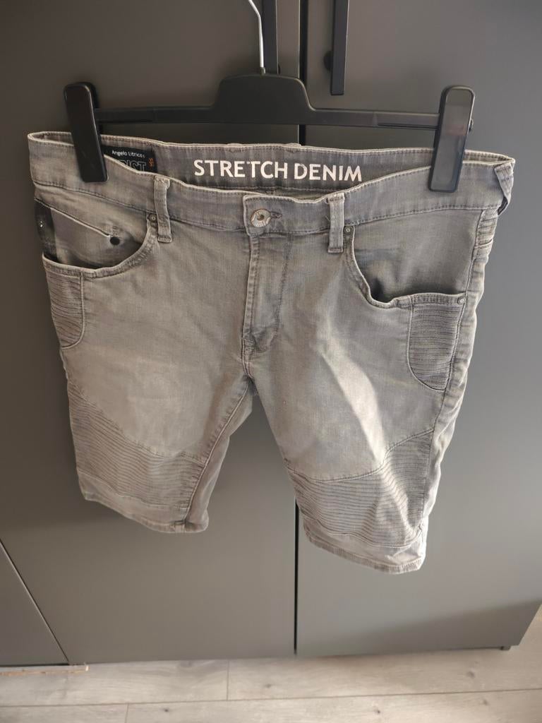 Leuke stretch denim Angelo Litrico W33 korte spijkerbroek, Ophalen of Verzenden, Zo goed als nieuw, Blauw, W33 - W34 (confectie 48/50)