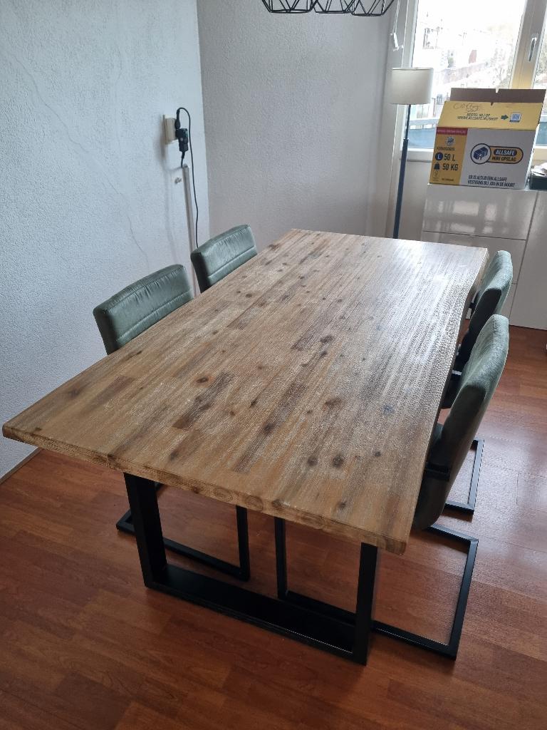 Eettafel met stoelen en koffietafel / salontafel (ook los), Huis en Inrichting, Tafels | Eettafels, Ophalen, Grenenhout, Gebruikt