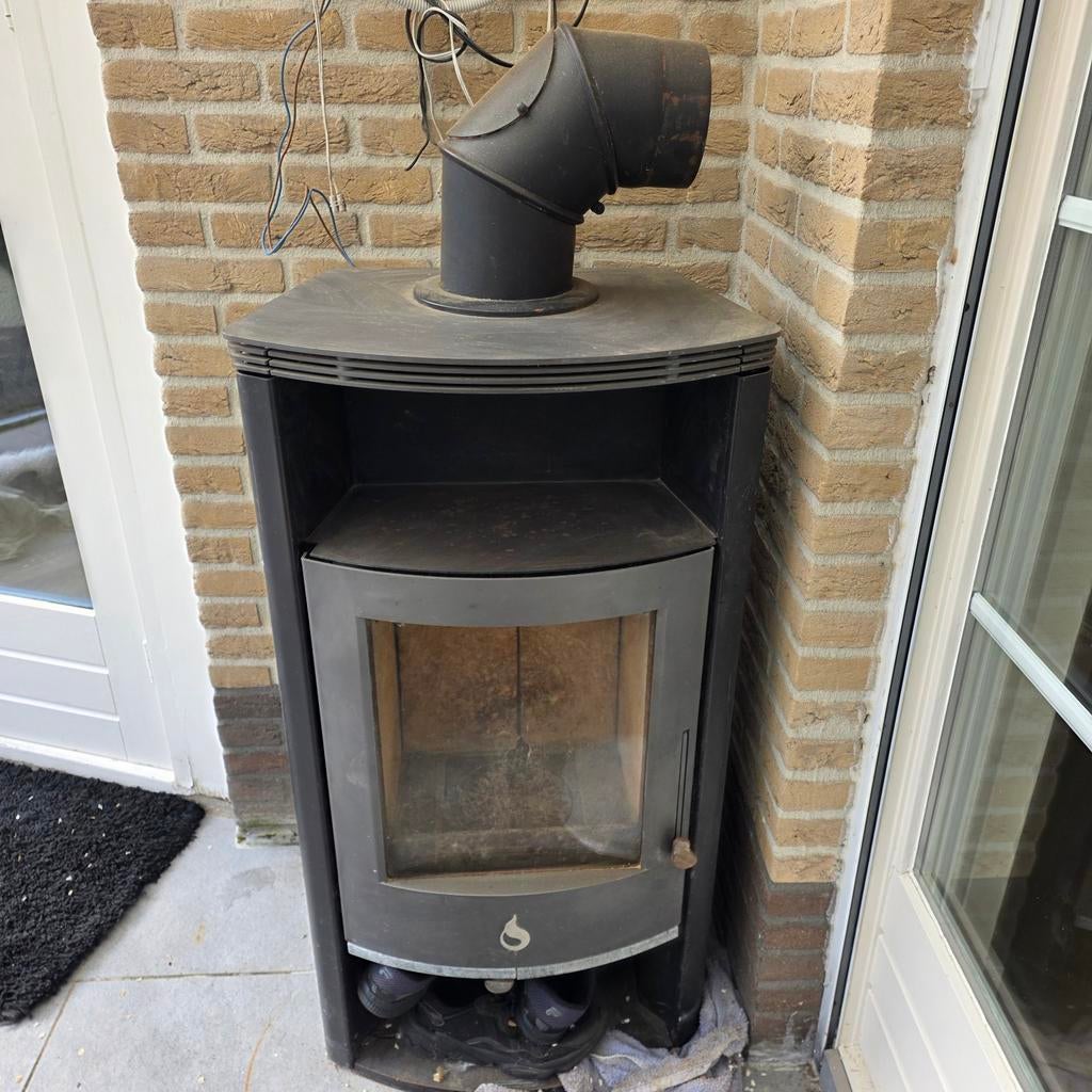 Goeie werkende hout kachel, Huis en Inrichting, Kachels, Ophalen of Verzenden, Gebruikt, Hout, Houtkachel