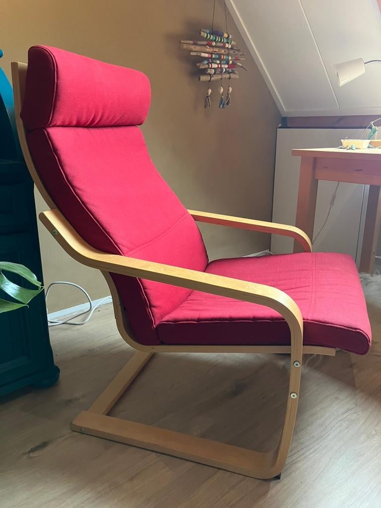 IKEA Poang fauteuil met donkerrood kussen, Huis en Inrichting, Fauteuils, Ophalen, Gebruikt, 75 tot 100 cm, Stof