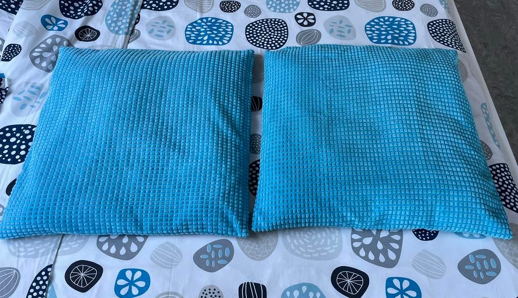2x IKEA Gullklocka 65x65 Kussenovertrek - turquoise, Ophalen of Verzenden, Zo goed als nieuw, Blauw, Vierkant