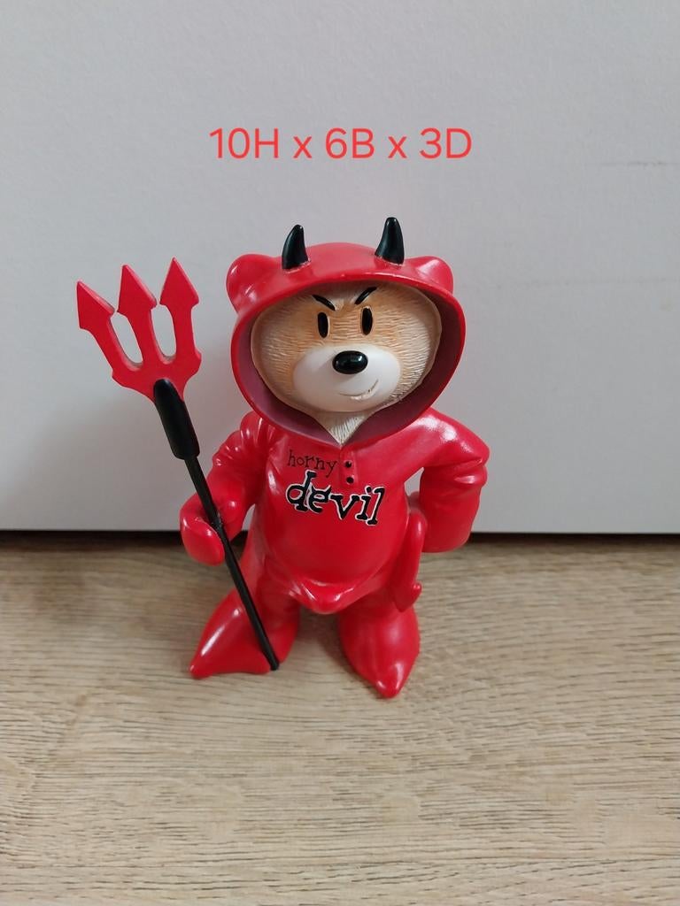 Red horny devil beertje beeldje / bad taste bear, Ophalen of Verzenden, Zo goed als nieuw, Fantasy