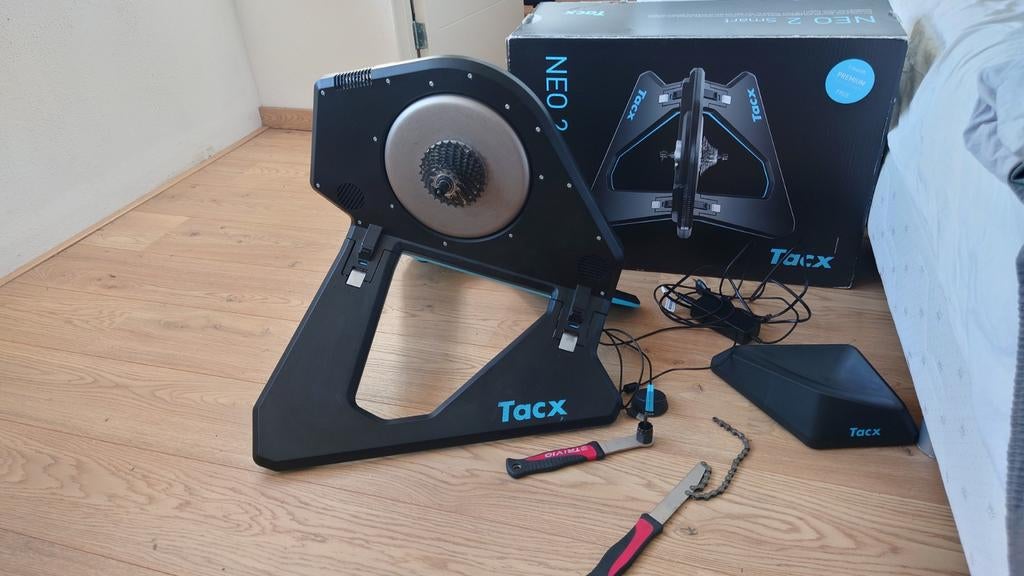 Tacx Neo 2 Smart fietstrainer, Ophalen of Verzenden, Gebruikt, Overige typen