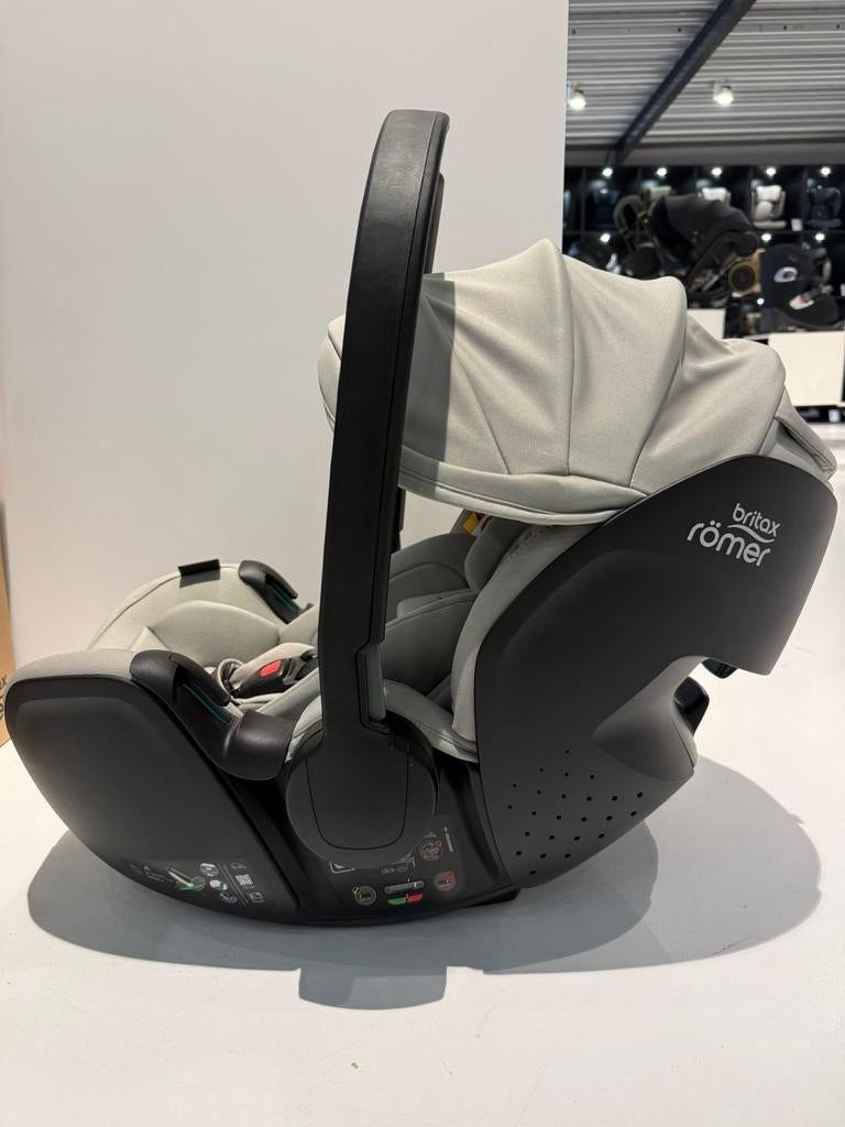 Autostoel Britax Römer Baby Safe pro Lux - Linen Grey, Ophalen, Romer, 15 t/m 36 kg, Zo goed als nieuw