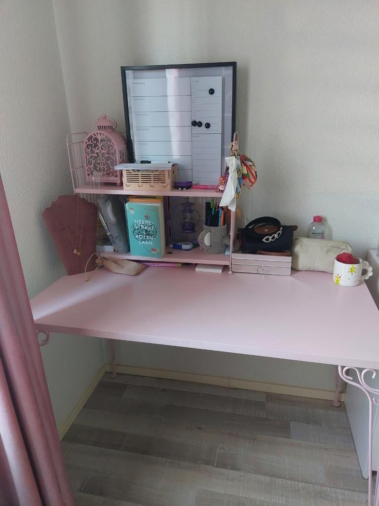 Bureau inclusief boekenrek, Ophalen, Zo goed als nieuw