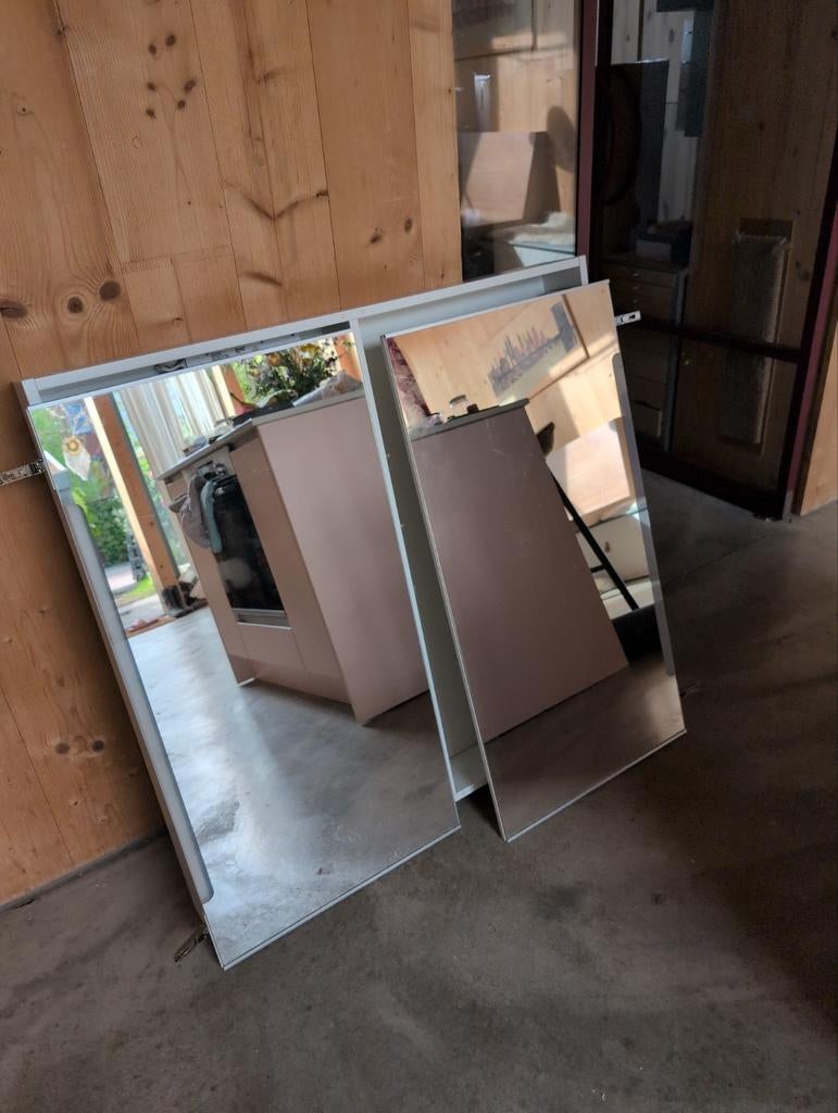 Ikea Storjorm spiegelkast met verlichting, Ophalen of Verzenden, Rechthoekig, Minder dan 100 cm