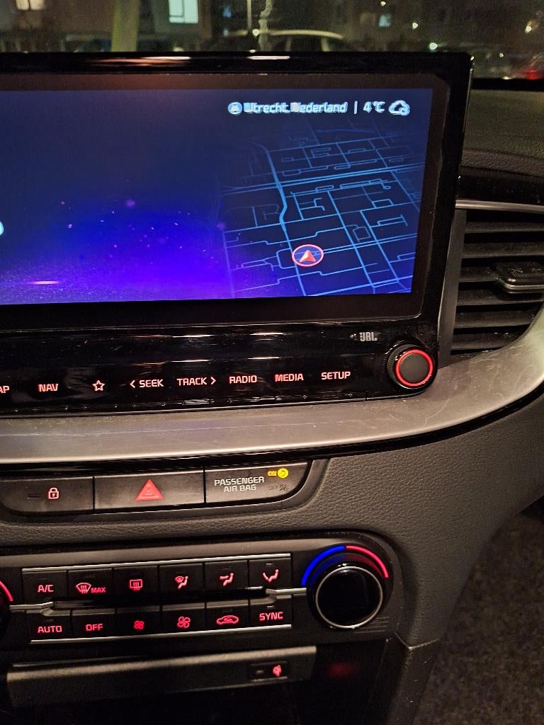 Kia ceed radio navigatie systeem, Auto diversen, Autoradio's, Ophalen of Verzenden, Zo goed als nieuw