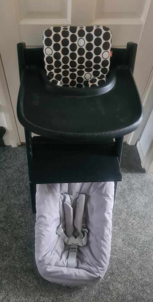 Complete originele stokke tripp trapp stoel zwart geverfd, Kinderen en Baby's, Kinderstoelen, Ophalen, Gebruikt, Meegroeistoel