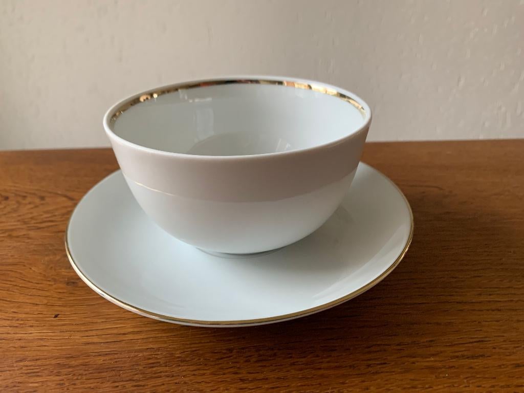 Schaal met Schotel "R" Wunsiedel Beiers Porselein Nieuw, Nieuw, Ophalen of Verzenden, Schaal of Schalen, Overige stijlen