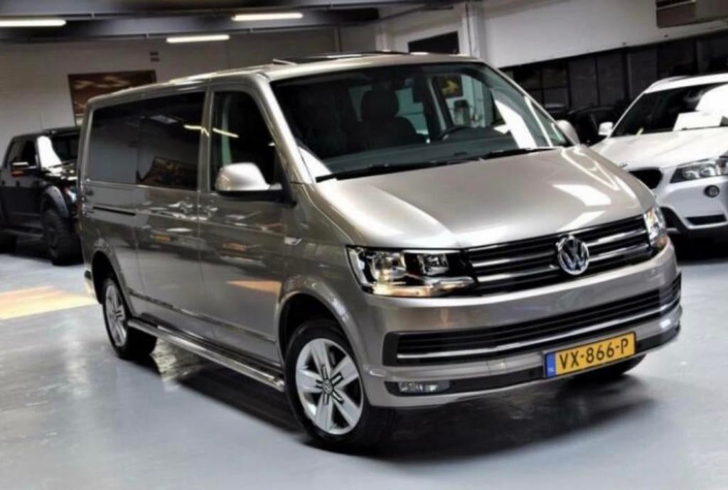 VW Transporter T6 2.0 TDI Highline Dubbele Cabine | NAP, Voorwielaandrijving, Euro 5, Zwart, Leder